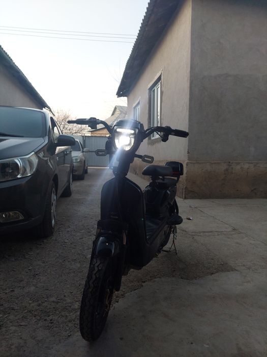 Скутер ESK 8 pro max