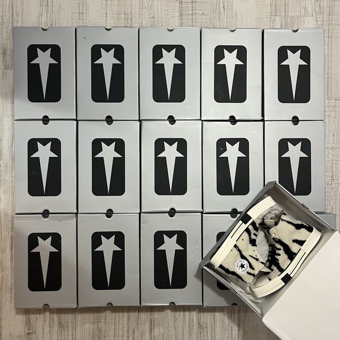 Rick x Converse TURBODRK