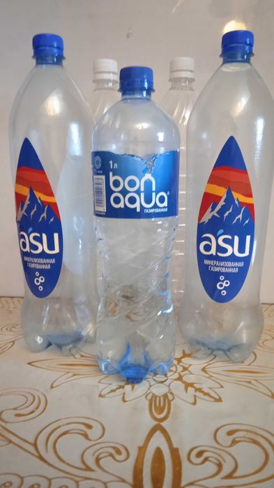 Продам пластиковые  бутылки