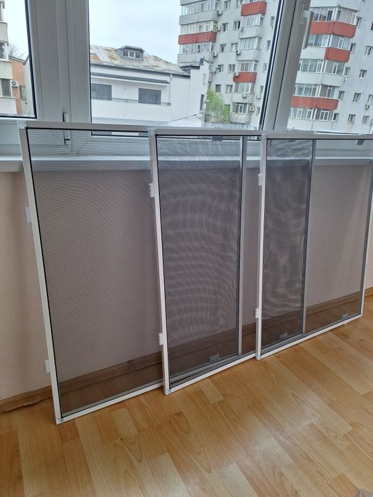 Plase țânțari pe comandă + montaj inclus