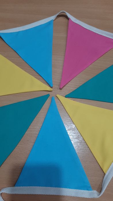 Флажки тканевые.