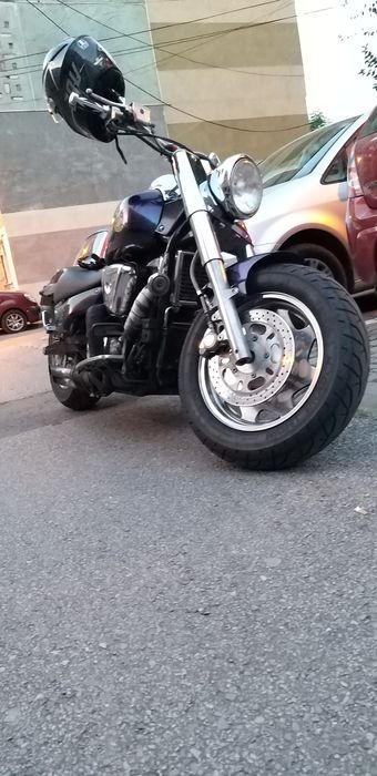 Suzuki intruder custom vl 1500lc