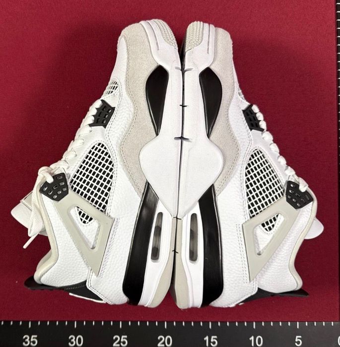 OFERTA! Jordan 4 military black