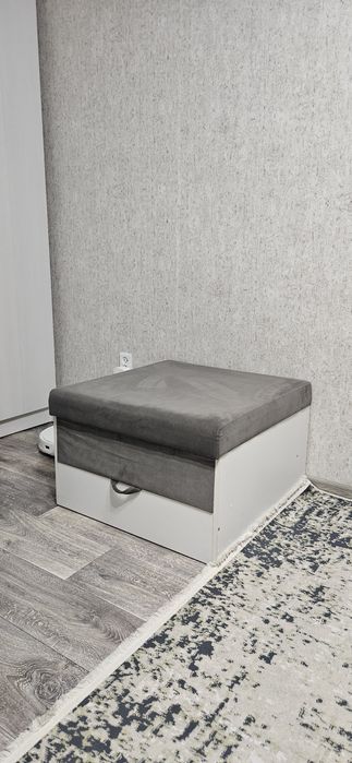 Продам пуфик раскладной