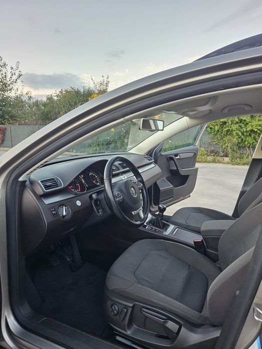 VOLKSWAGEN Passat 2012 — imagine 5