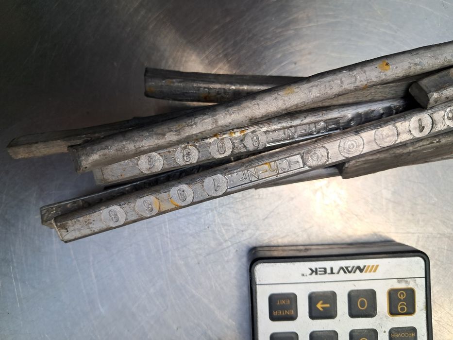 Калаи на пръчки общо 3.450гр