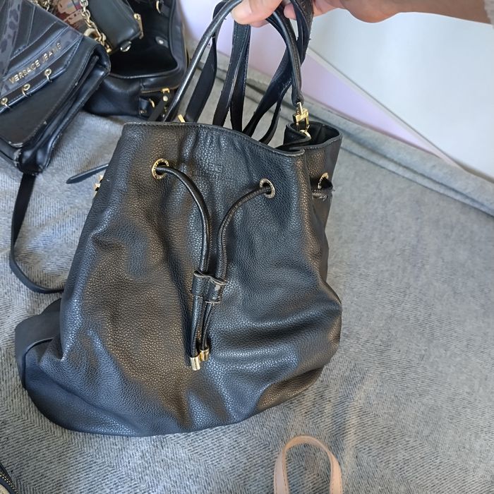 Лот Чанти Gues,Versache, Elisabetta Franchi и др