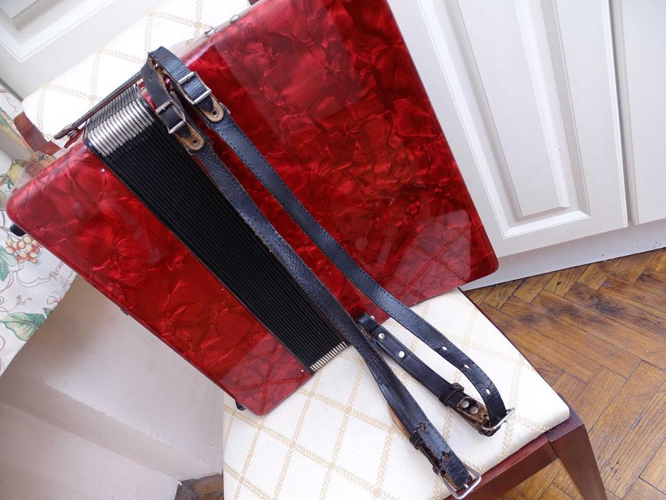 Акордеон Велтмайстер Стела 60 баса