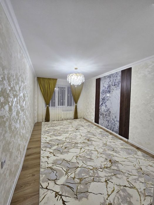 Sagdianada 2 xona kvartira sotiladi