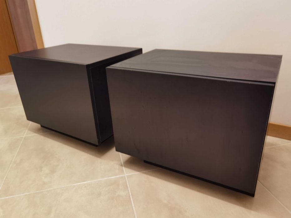 Продавам 2бр ТВ шкафове