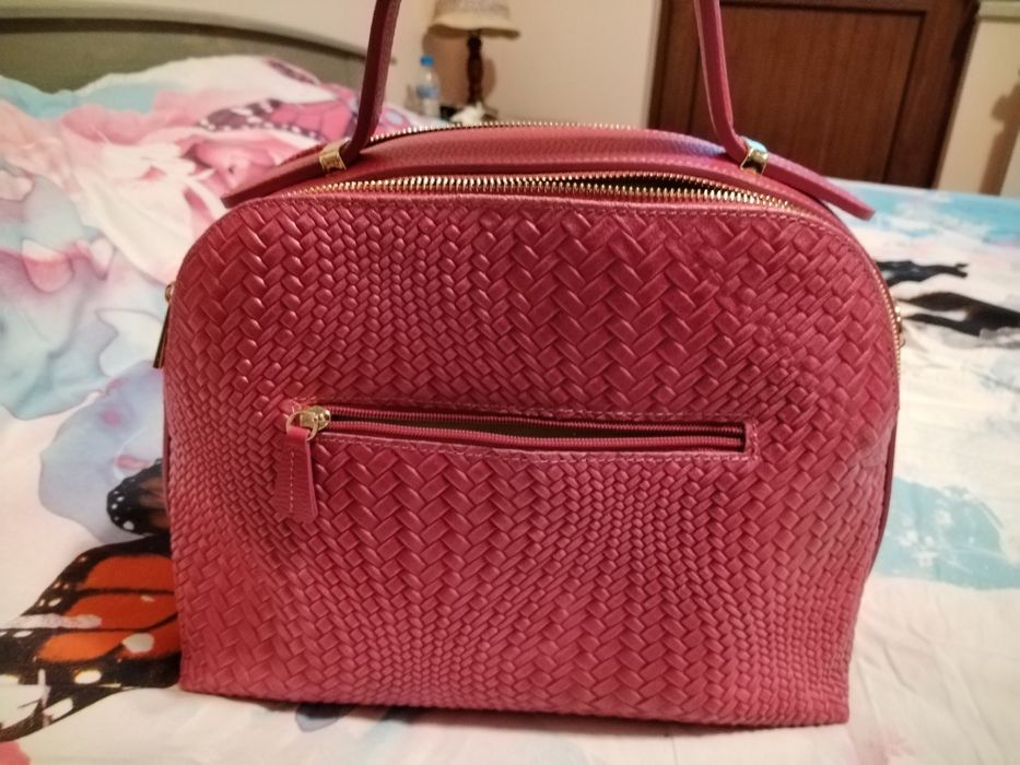 Страхотна дамска чанта