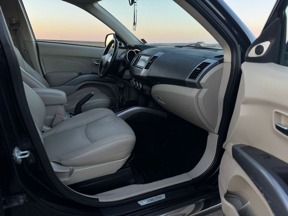 Citroen C-Crosser  2008  229.000km  recent adusa