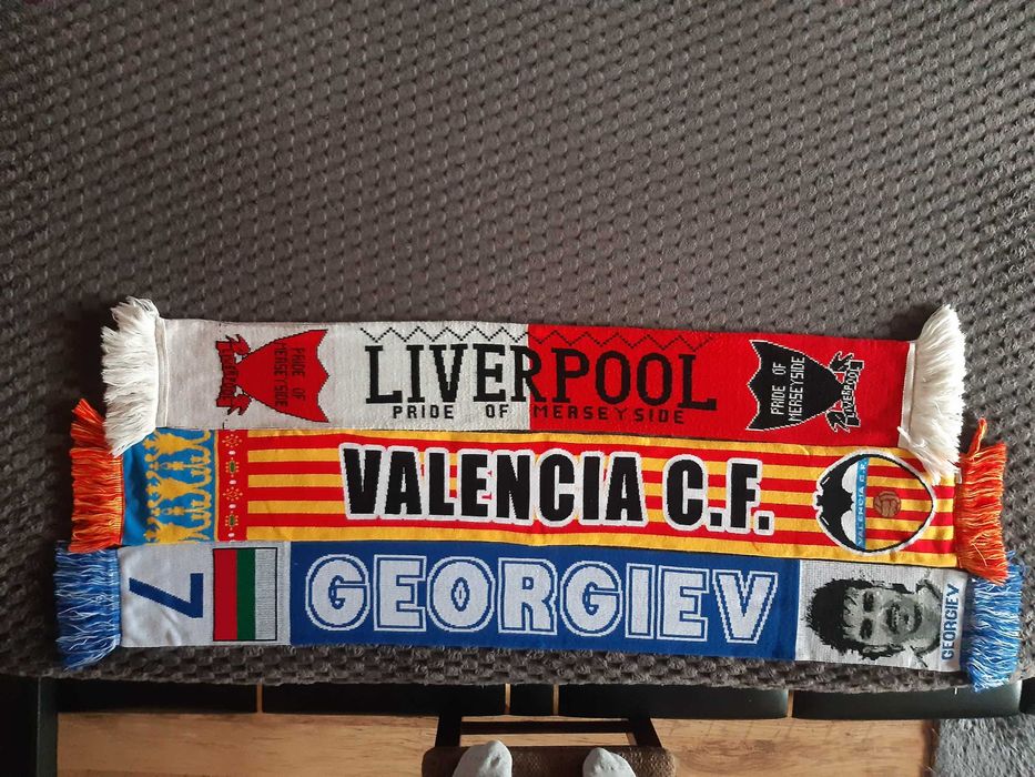 Колекционерски футболни шалове