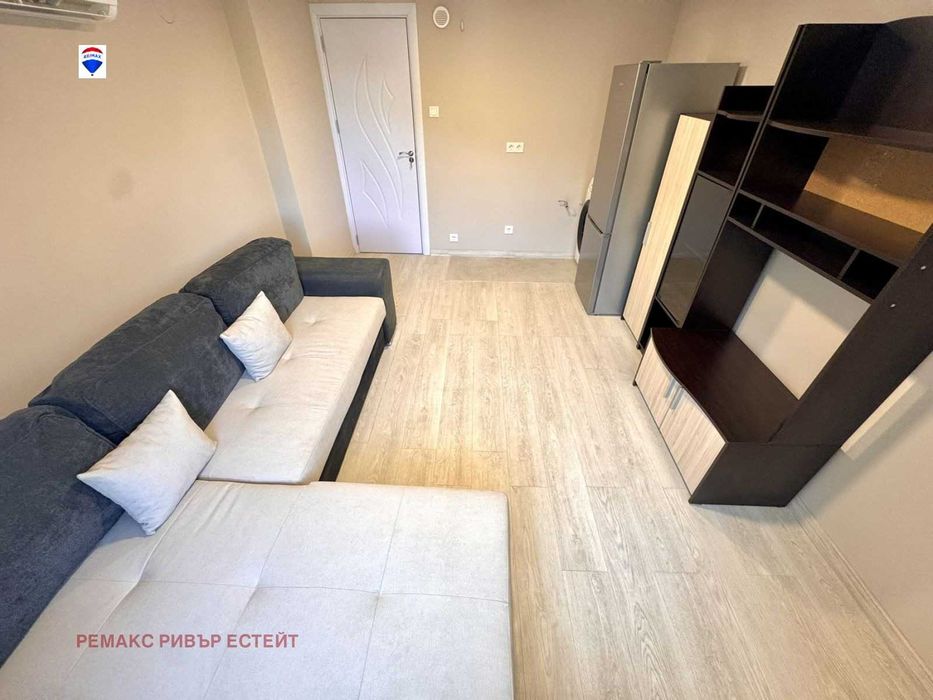 Продава се Двустаен апартамент в Русе, Широк център - 60 кв.м за 1332 €/кв.м - Снимка #2