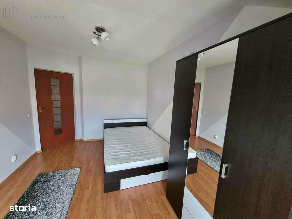 De vanzare apartament 3 camere, 2 bai, loc de parcare si boxa - Bistri