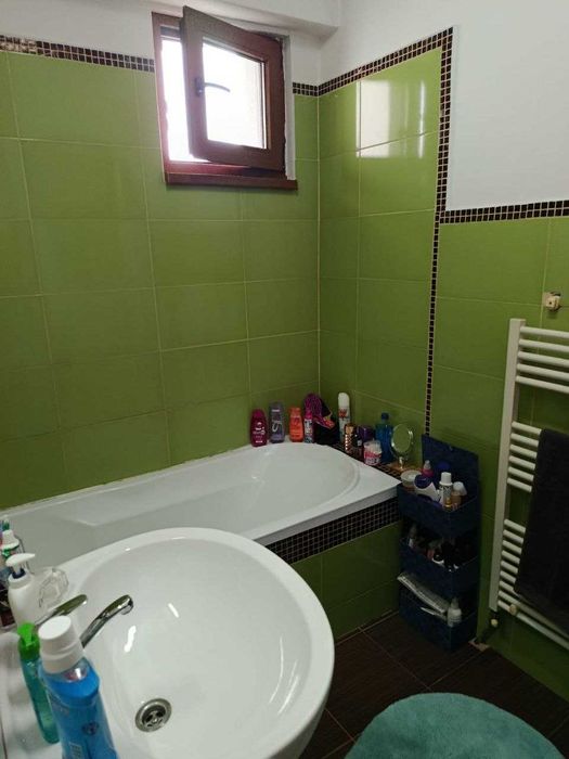 Apartament 2 camere de închiriat