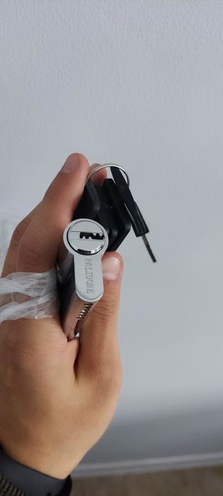 Сердцевина на входную дверь