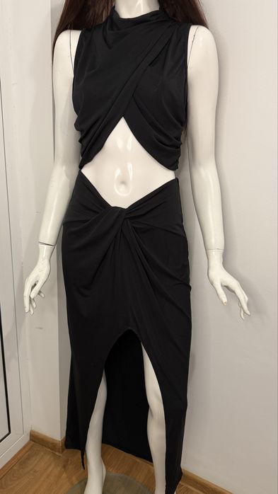 Комлект от пола с цепка с бюстие