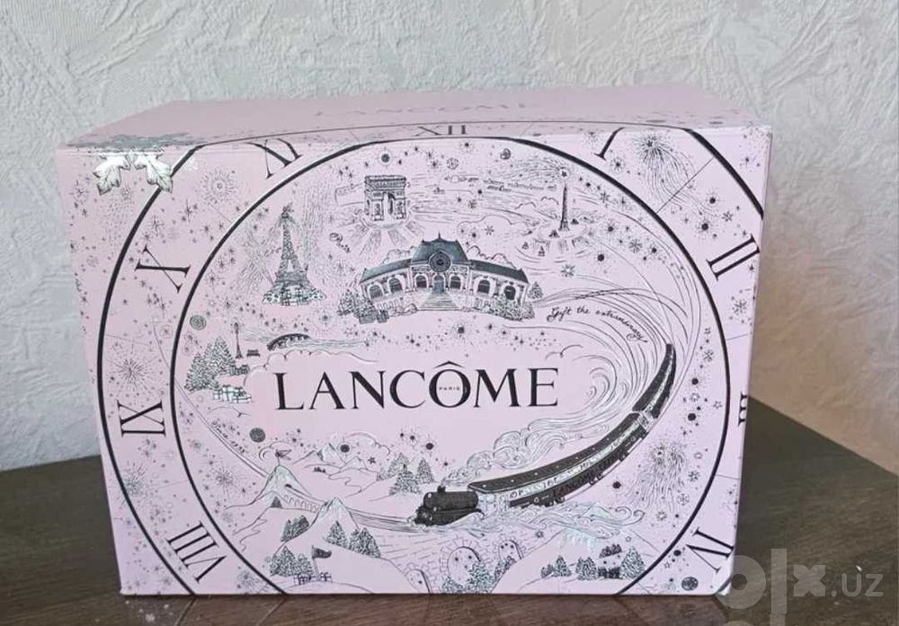 Новая косметичка французской фирмы Lancome.