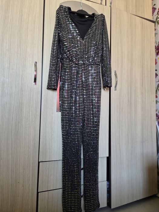 Salopetă argintie de ocazie