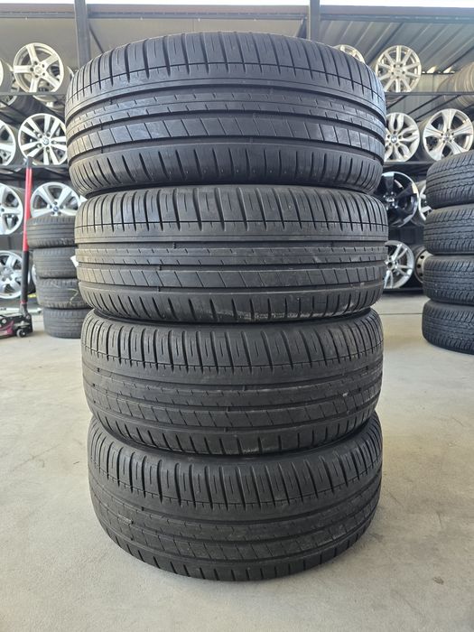 4 Броя 235/45/18 Michelin 2x7,2mm 2x6mm