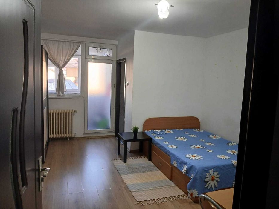 Inchiriere garsoniera direct proprietar particular Diham Chisinau Delfinului Pantelimon Mega Mall sector 2 spatioasa cu balcon  ieftina apa calda