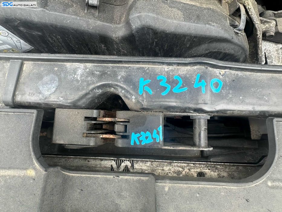 Incuietoare Broasca de pe Capota Motor Audi A4 B8 2008 - 2012 [K3241]