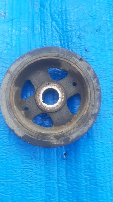 Шкив 2ZR-FE Toyota 1.8