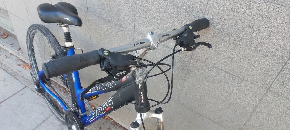 Продавам немски алуминиев велосипед 28 цола,46 см