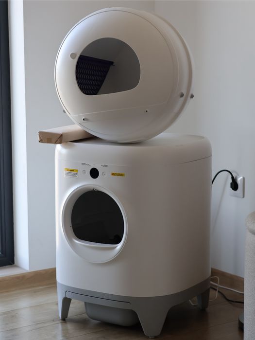 Set Litieră Automată Petkit Pura X + Mască Mobilier la Comandă (Roți Ascunse)