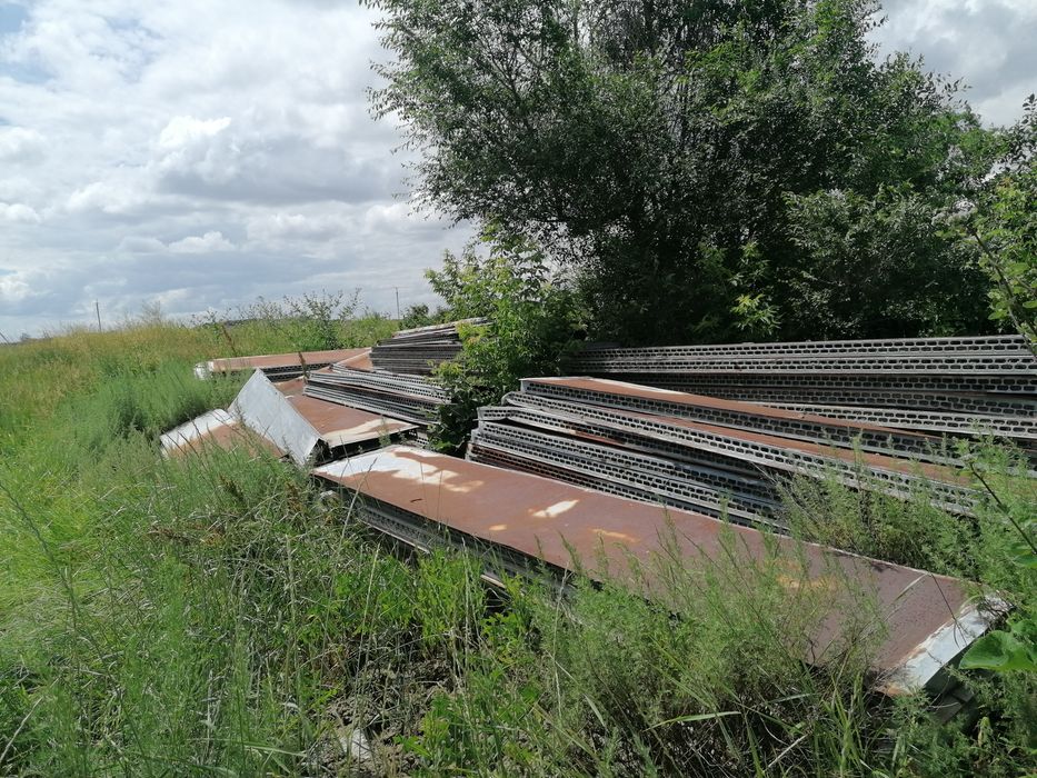 Продам сенгвич панели