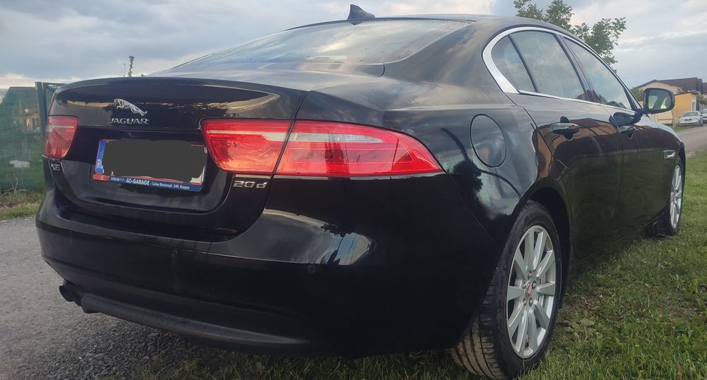 Se vinde Jaguar XE