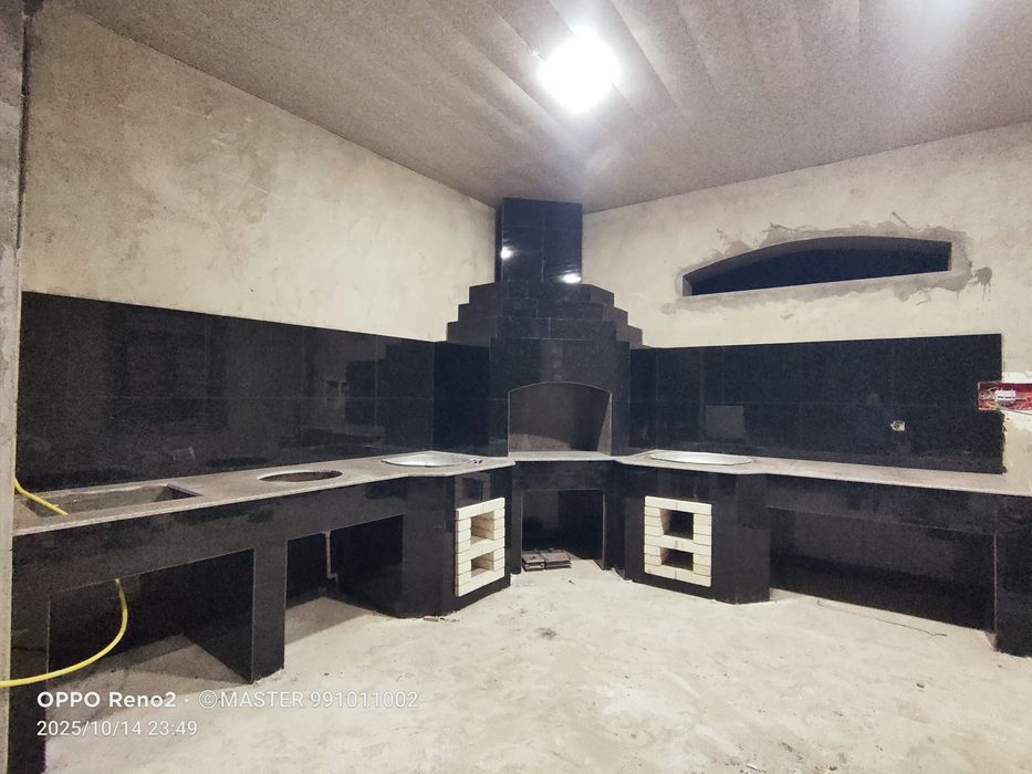 Летняя кухня барбекю цоколь гранит кафель брусчатка хизмати