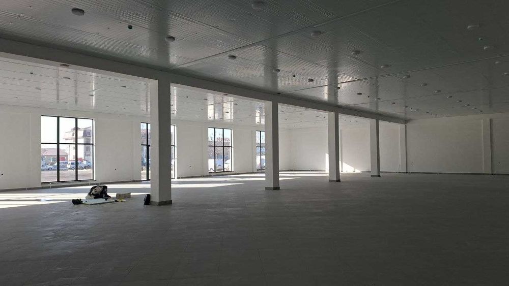 Аренда магазина 2460 м2