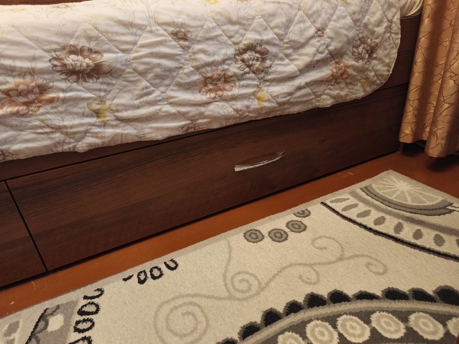 Кровать односпальная