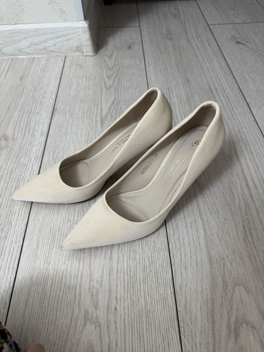 Люкс кроссовки и туфли на каблуке