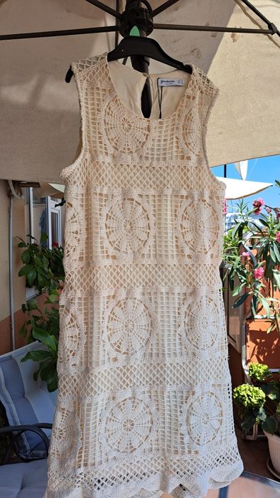 Рокля Stradivarius