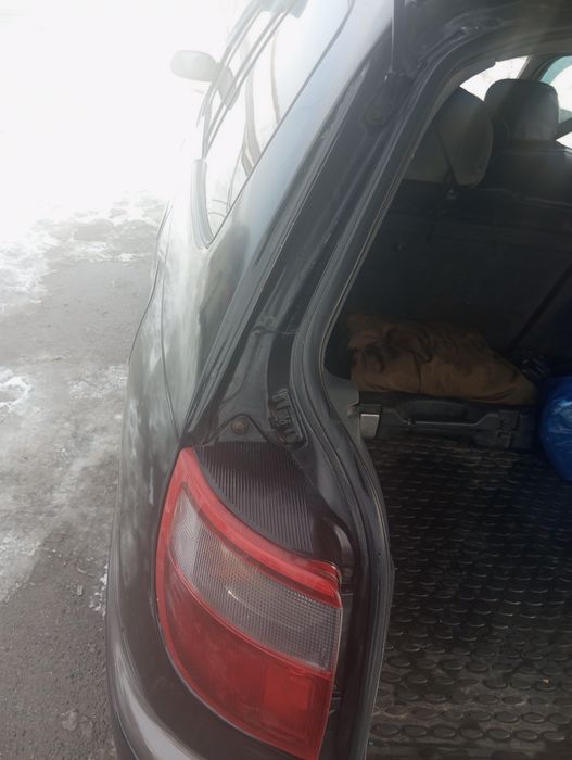 Продам Тайоту калдина,на ходу