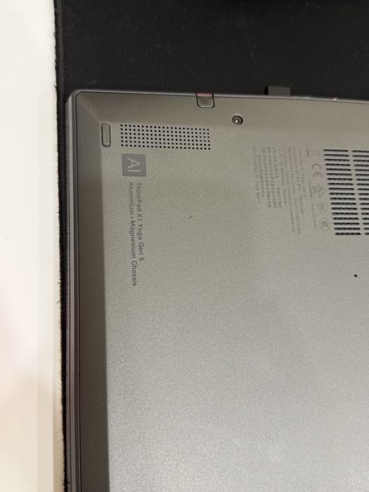 Lenovo ThinkPad X1 Yoga Gen5