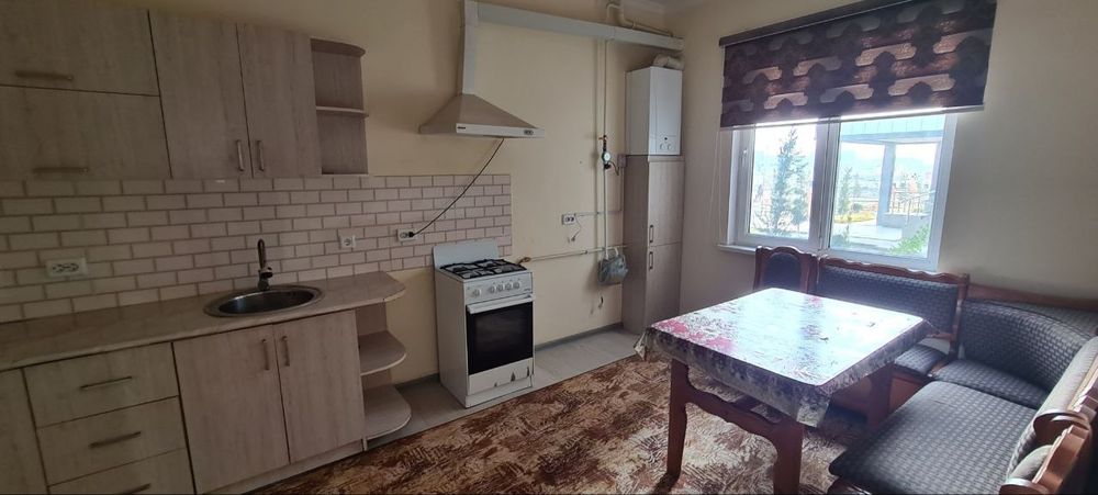 Фаргона шахар хокимяти олдида Янги курилган Дом