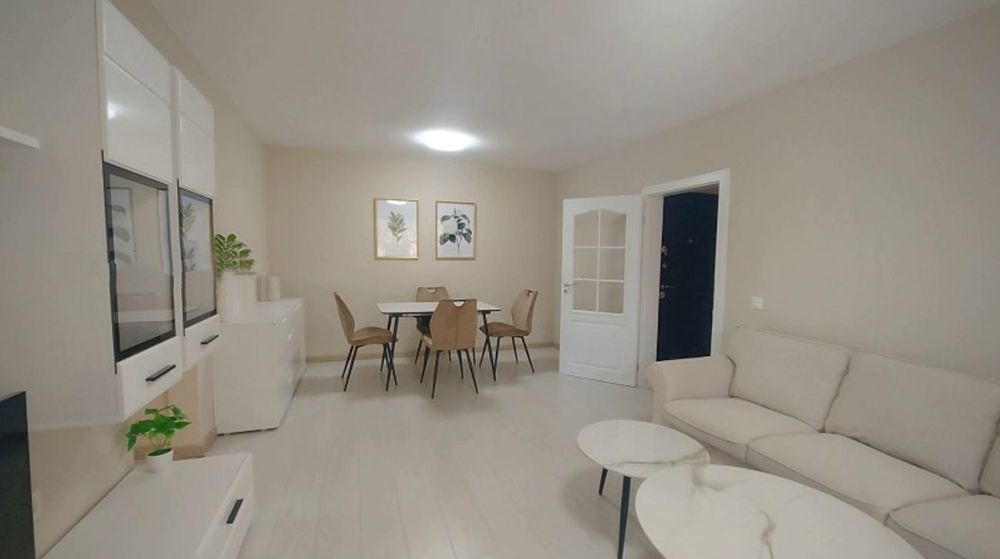 Дава се под наем Тристаен апартамент в София, Център - 90 кв.м за 1000 € - Снимка #1