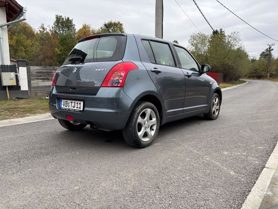 Suzuki Swift 4x4 //  1.3 benzină 2009
