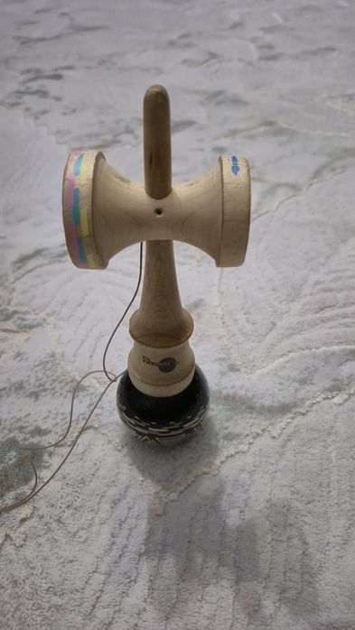 Kendama USA Benjamin Brian Pro Model - Jet Shape