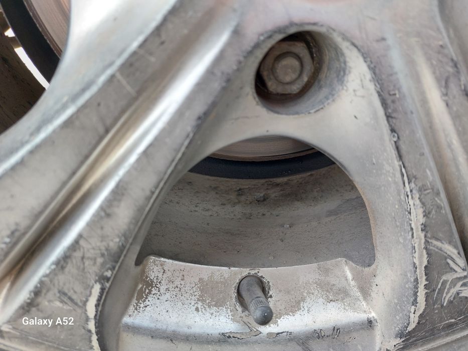 Титановый диск для авто  размер R15.