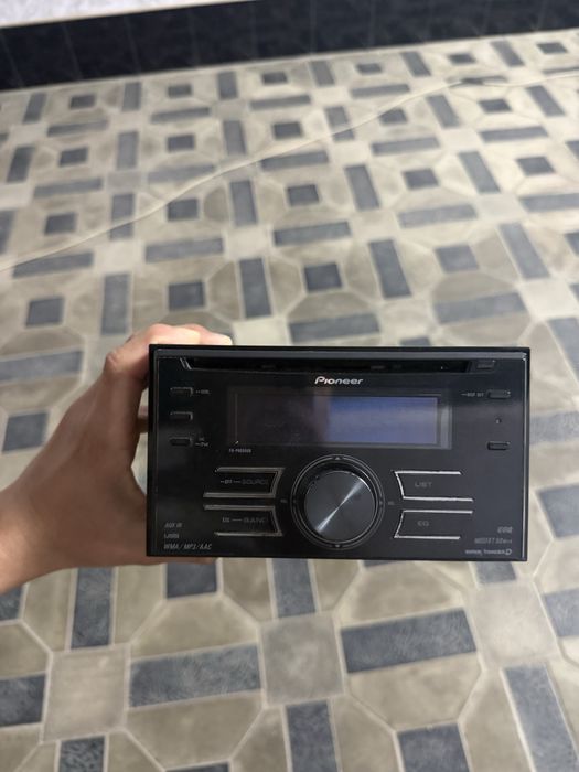 Pioneer 6050 sotiladi