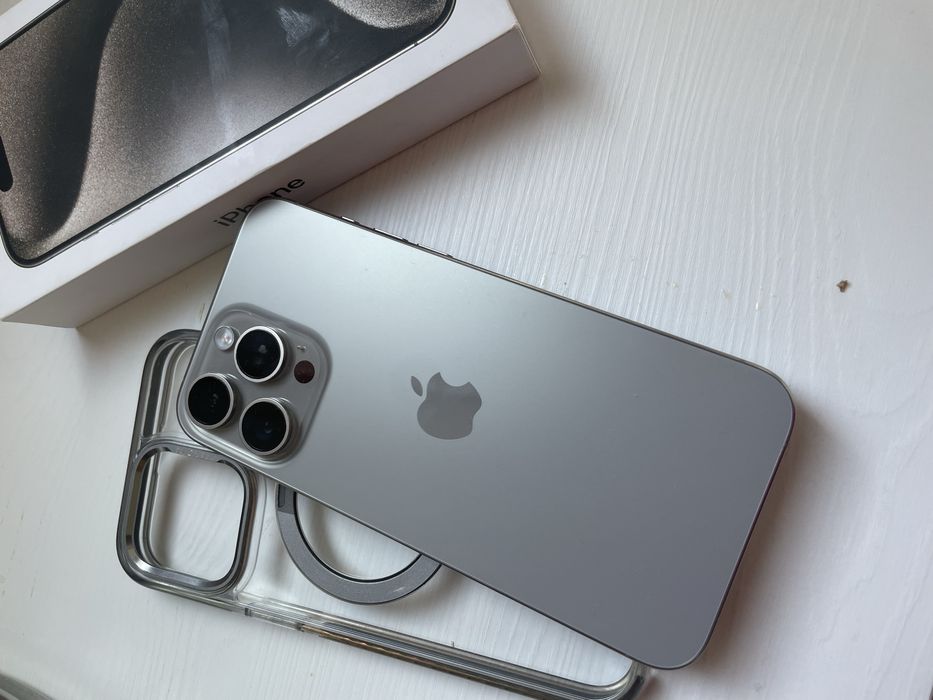 Iphone 15Pro Max 256гб 83%