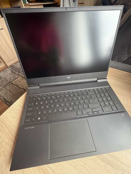 Laptop gaming - HP Victus - i7-14650HX / RTX 4070 / 64GB RAM / 2TB SSD