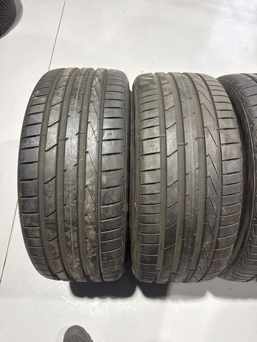 Anvelope de vara 235/40 R19