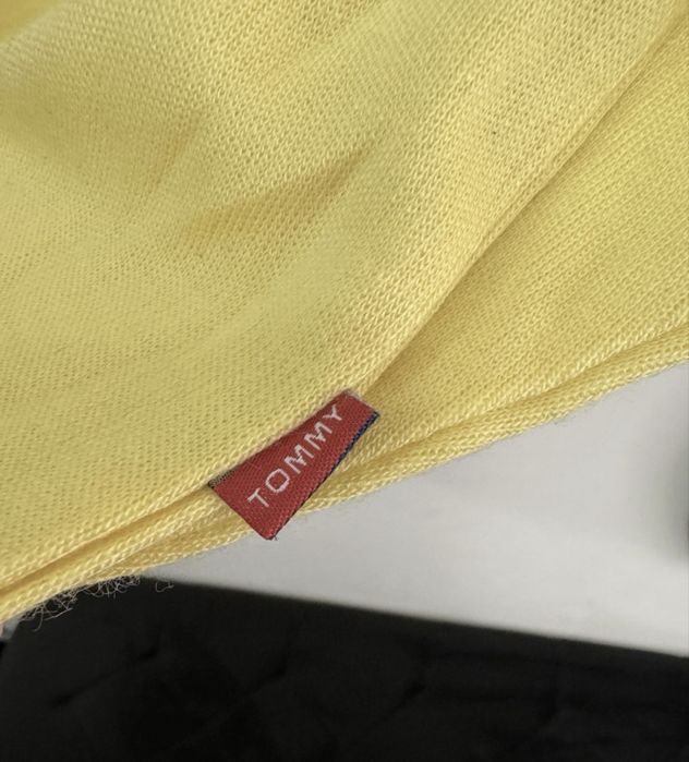 Блузи Armani, Tommy Hilfiger, Pierre Cardin