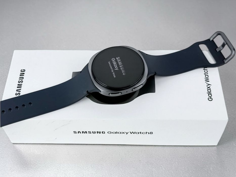 KATO НОВ! Samsung Galaxy Watch 8 BT 44mm Graphite 2г. Гаранция!